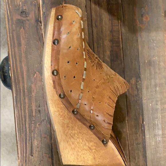 CYD Clogs - Picture 2 of 5